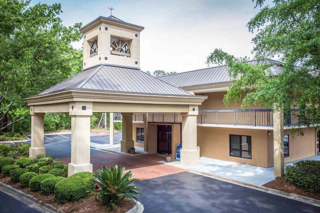 Clarion Inn & Suites Aiken South Extérieur photo